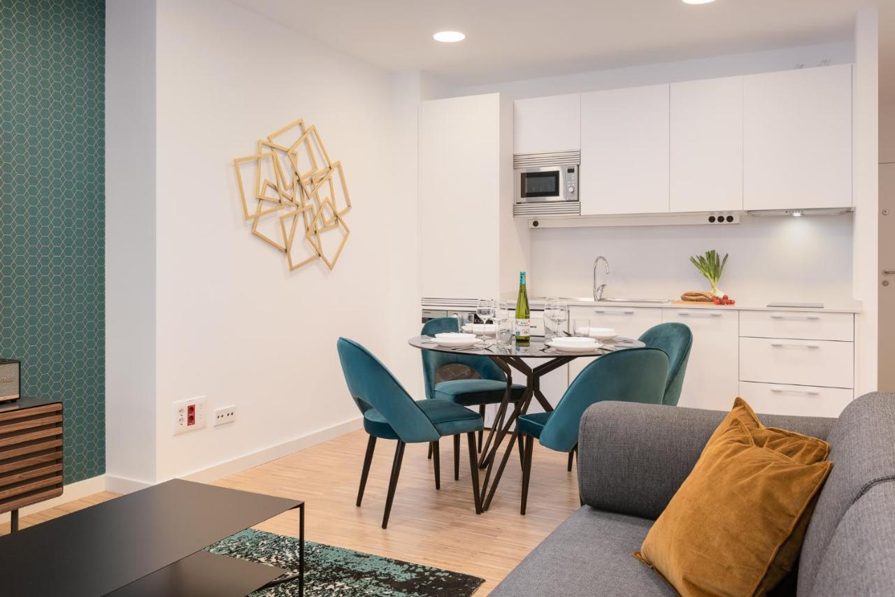 I Loft Santiago By Upper Luxury Housing Apartment ซานติอาโก เด กอมโปสเตลา ภายนอก รูปภาพ