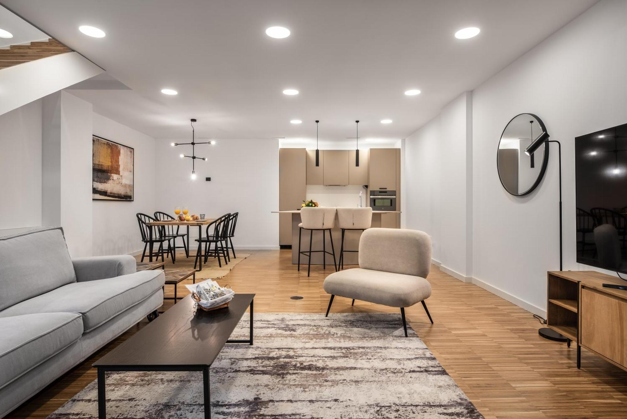 I Loft Santiago By Upper Luxury Housing Apartment ซานติอาโก เด กอมโปสเตลา ภายนอก รูปภาพ